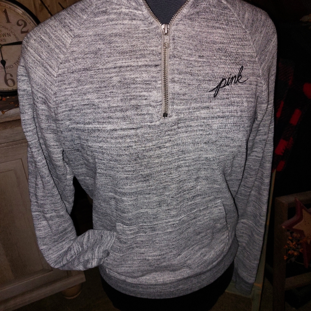 VS PINK pullover